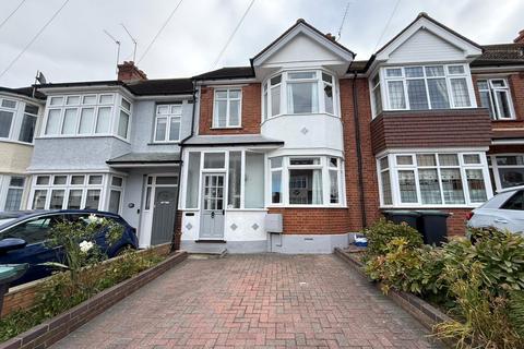 Gatwick Road, Gravesend, Kent, DA12 4 bed terraced house for sale