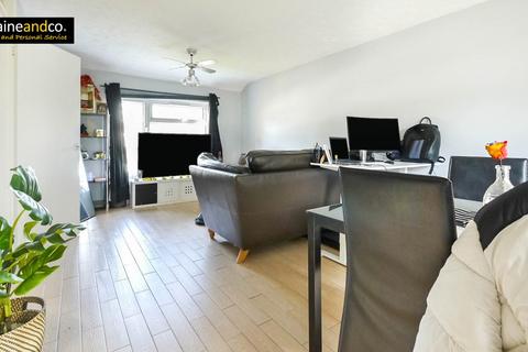 Northdown Road, Hatfield 1 bed flat for sale