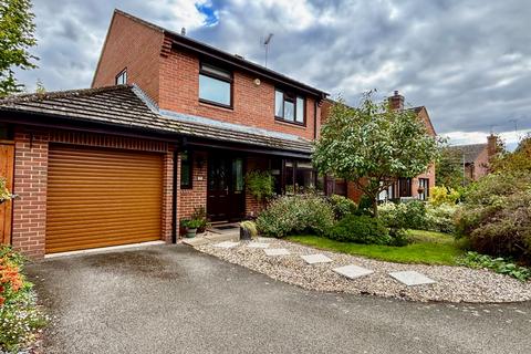 St. James Close, Evesham WR11 3 bed detached house for sale