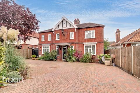 Cromer Road, Norwich 4 bed detached house for sale