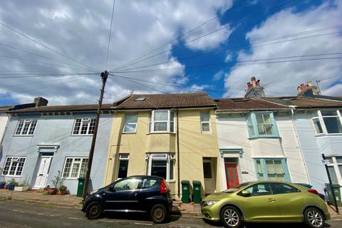 Flat 2, 4 Toronto Terrace, Brighton... Studio for sale
