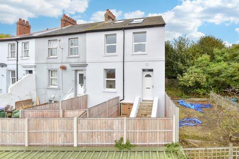 Albion Place, Hythe, Kent 5 bed end of terrace house for sale