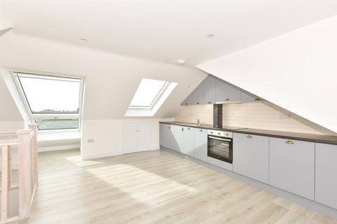 Albion Place, Hythe, Kent 5 bed end of terrace house for sale