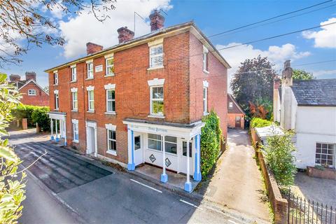 Tonbridge Road, Wateringbury... 6 bed end of terrace house for sale