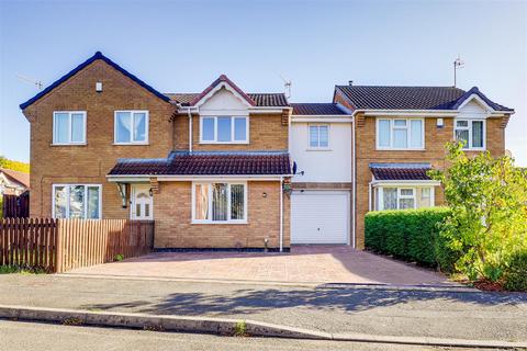 Gothic Close, Basford NG6 3 bed terraced house for sale