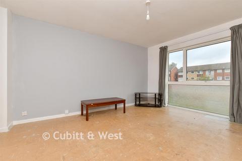 19 Abbotsleigh Close, Sutton SM2 1 bed apartment for sale