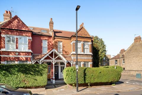 Southfield Road, London, W4 2 bed maisonette for sale