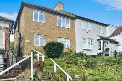 High Beech Road, Loughton, Essex, IG10 3 bed semi