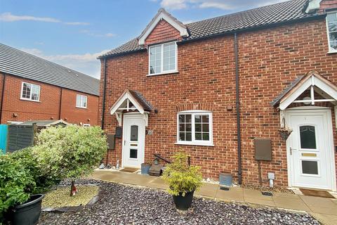 Foxglove Court, Spalding 2 bed end of terrace house for sale