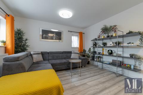 Mitchellbrook Way, Neasden NW10 1 bed flat for sale