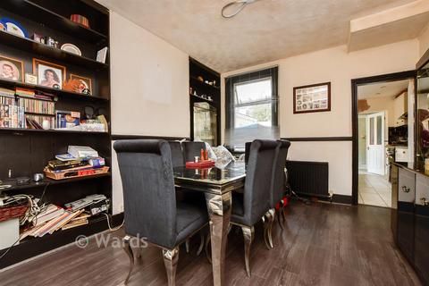 St. Luke's Avenue, Ramsgate, Kent 3 bed terraced house for sale