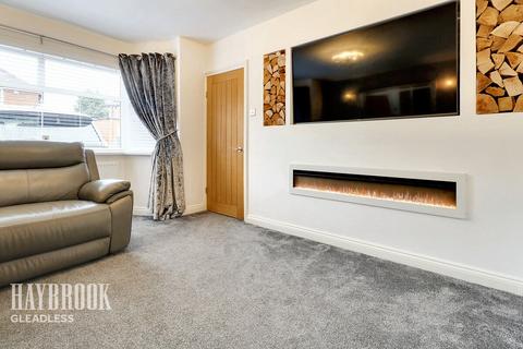 Wingfield Crescent, Sheffield 4 bed semi
