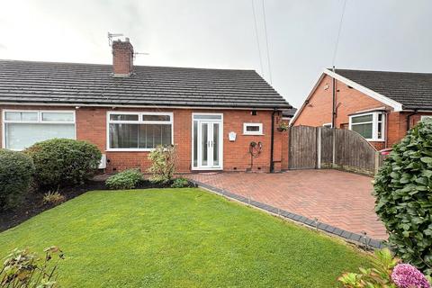Moss Bank Close, Bolton, BL1 2 bed semi