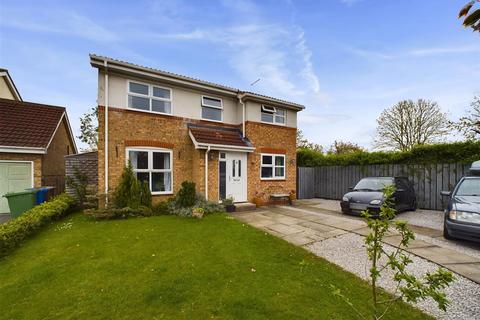 4 The Paddocks, Driffield, YO25 6YQ 4 bed detached house for sale