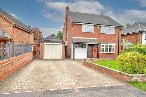 Poplar Lane, Shoal Hill, Cannock WS11 3 bed detached house for sale