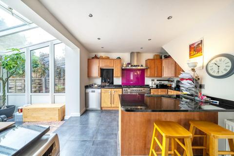 Glebe House Drive, Hayes, BR2 2 bed house for sale