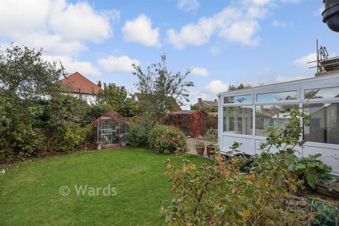 Fernlea Avenue, Herne Bay, Kent 2 bed detached bungalow for sale
