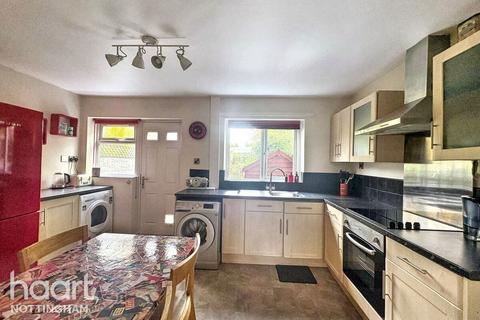 Hoyland Avenue, Nottingham 2 bed terraced house for sale
