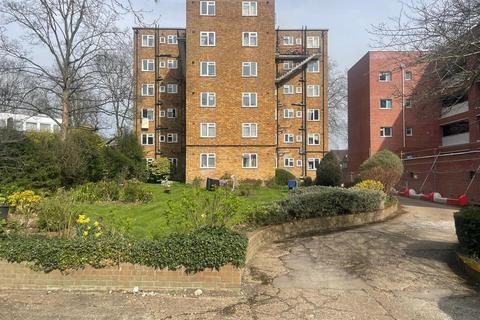 29 Shoot Up Hill, London 2 bed flat for sale