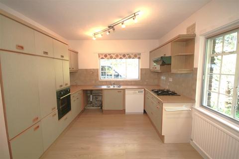 The List, Wickhambreaux, Canterbury 3 bed detached bungalow for sale
