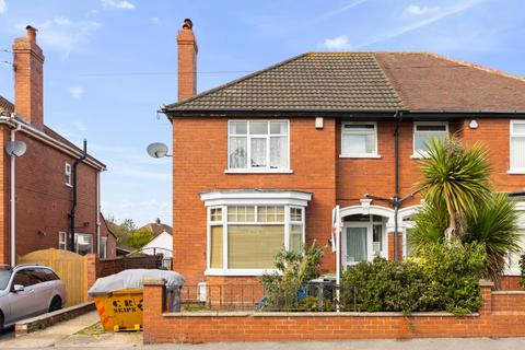 Littlefield Lane, Grimsby, DN34 3 bed semi