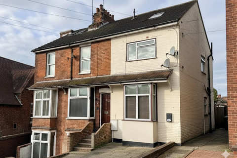 Denbigh Road, Tunbridge Wells 1 bed maisonette for sale