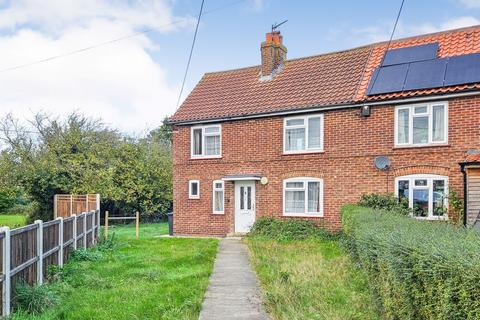 77 Mount Pleasant, Walsingham... 3 bed semi