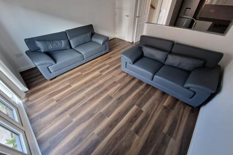 Mount View Road, London N4 4 bed link detached house for sale