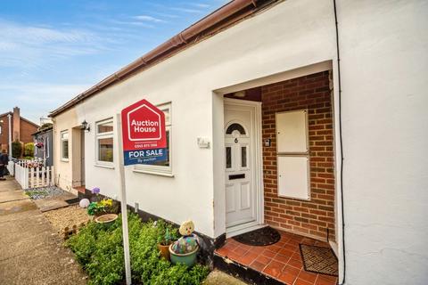 6 Old Bakery, Parsonage Chase... 2 bed terraced bungalow for sale