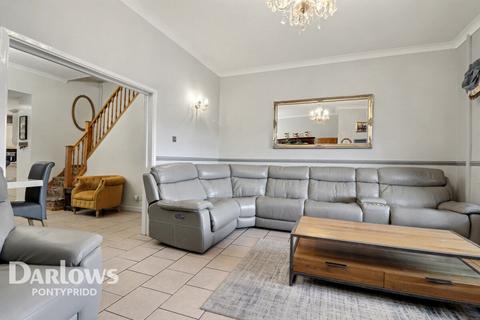 Cilfynydd Road, Pontypridd 3 bed end of terrace house for sale