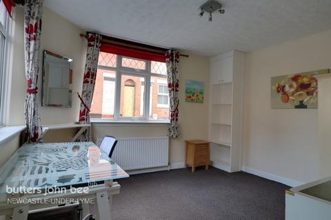 Victoria Street, Newcastle 3 bed end of terrace house for sale