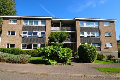 The Hoe, Watford WD19 2 bed apartment for sale