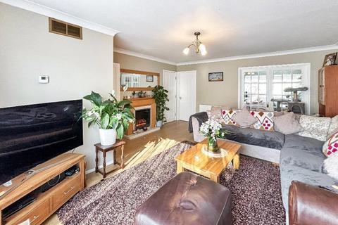 Forestdale, Croydon CR0 3 bed terraced house for sale