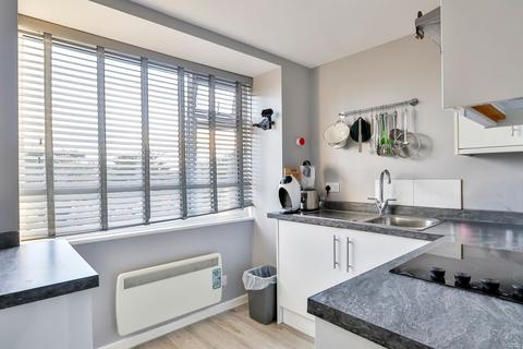 16 Palm Court, 38 Christchurch Road... 1 bed flat for sale