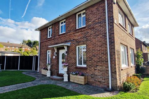 St. Aidans Way, Gravesend DA12 3 bed semi