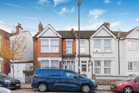 Heathview Road, Thornton Heath, CR7 4 bed end of terrace house for sale