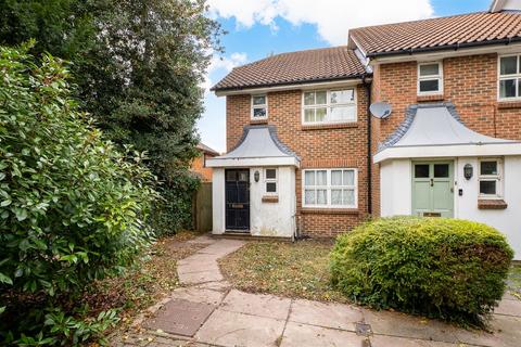 Camden Road, Sutton 3 bed end of terrace house for sale