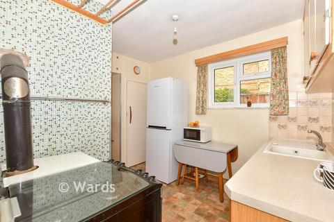 London Road, West Malling, Kent 2 bed detached bungalow for sale