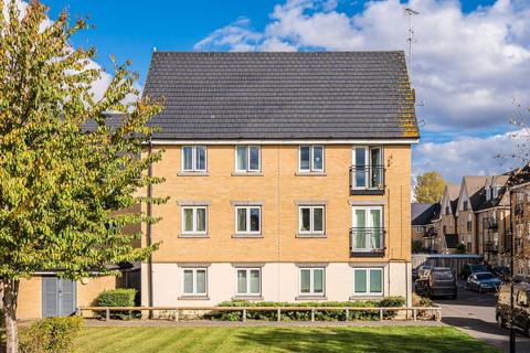 Fusiliers Way, Hounslow TW4 1 bed flat for sale