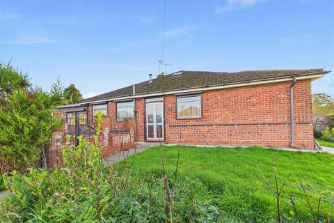 Rockhouse Drive, Great Haywood, Stafford 3 bed semi