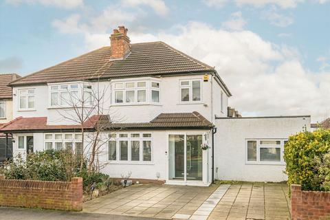 Ravenswood Avenue, Surbiton KT6 5 bed semi