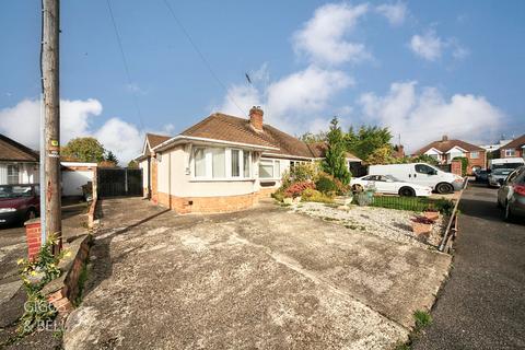 Hathaway Close, Luton, Bedfordshire, LU4 2 bed semi