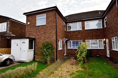Essex Close, Greater London RM7 2 bed maisonette for sale