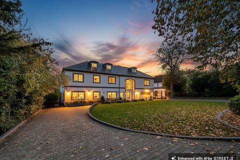 Kingswood Way, South Croydon, CR2 6 bed detached house for sale