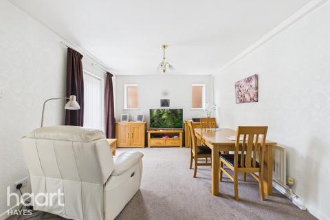 Balmoral Drive, Hayes 3 bed semi
