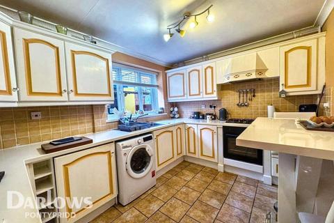 Park View, Mountain Ash 3 bed terraced house for sale
