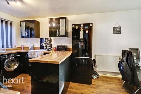 Rossefield Grove, LEEDS 3 bed terraced house for sale