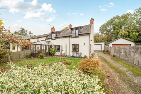 Little Dewchurch,  Hereford,  HR2 3 bed semi