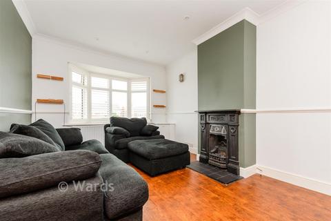 Mayplace Road East, Barnehurst, Kent 2 bed maisonette for sale