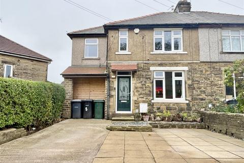 Vale Grove, Queensbury BD13 4 bed semi